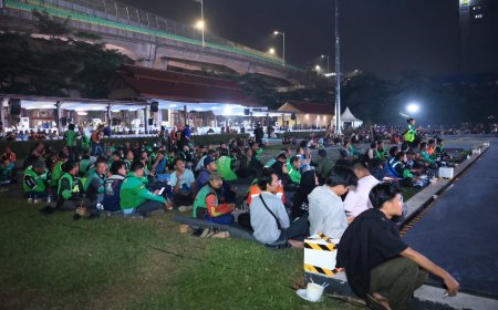 Polri Dorong Interaksi Positif dengan Warga melalui Nobar Bersama